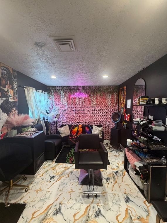 Inside J&K Dreadlock Studio